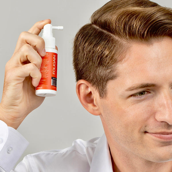 Formule complète FOLIGAIN Triple Action pour cheveux clairsemés pour hommes 10% Trioxidil